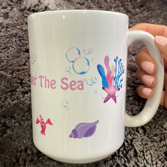 NEW✨ Little Mermaid Mug✨🧜‍♀️🐠🦀 - Picture 4 of 5